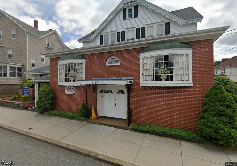 1309 Globe St, Fall River, MA 02721 - photo 1