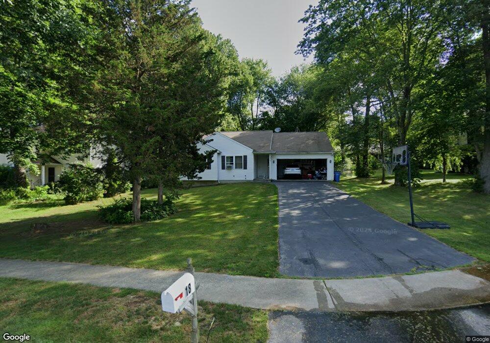 18 Lincoln Rd, Danielson, CT 06239 - photo 1