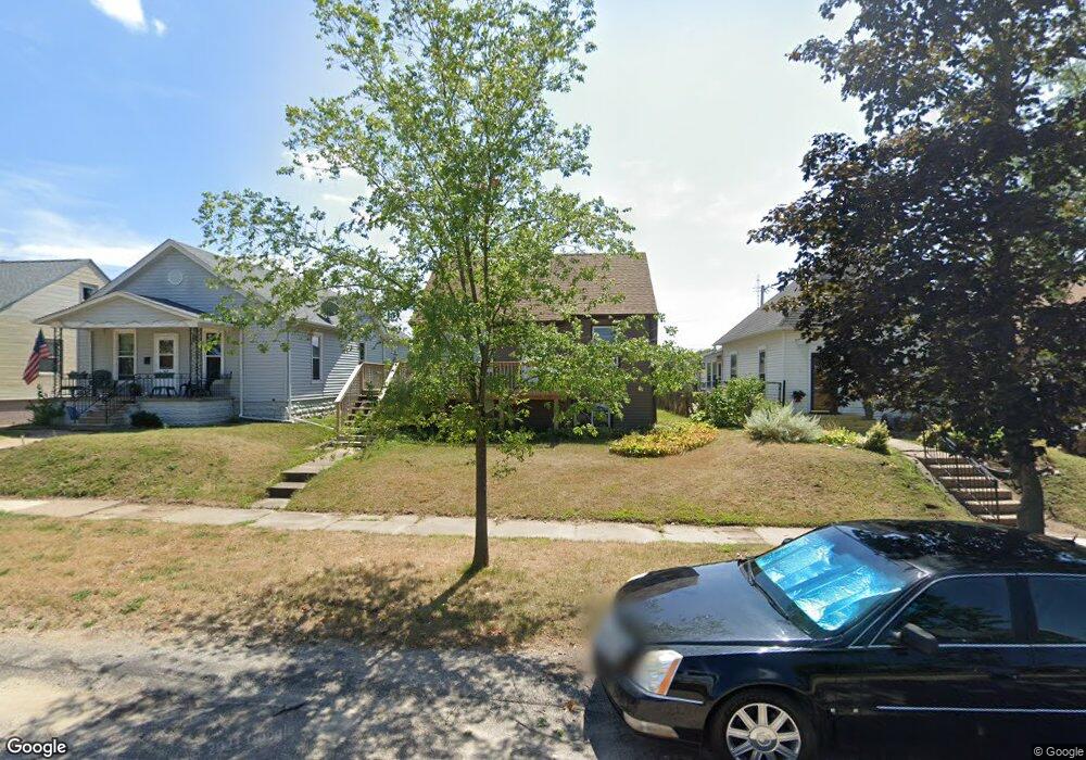 821 19th Ave SW, Cedar Rapids, IA 52404 - photo 1