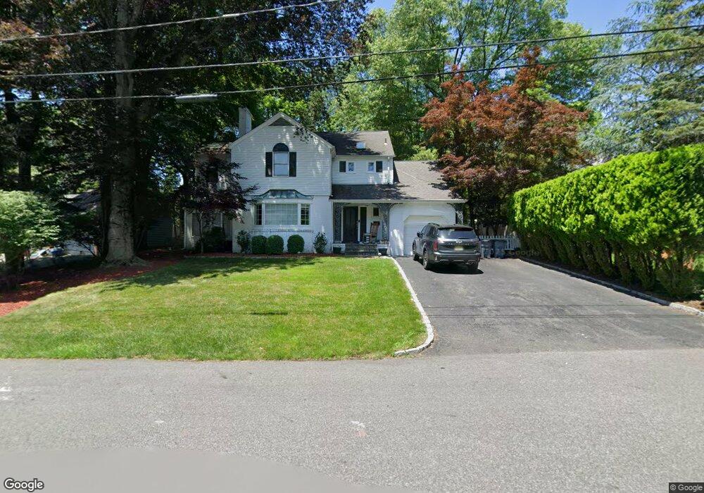 89 Lake Rd, Demarest, NJ 07627 - photo 1