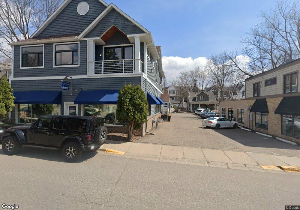 216 Minnetonka Ave S, Wayzata, MN 55391 - photo 1