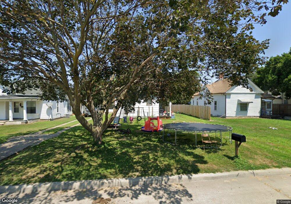 909 6th Ave, Shenandoah, IA 51601 - photo 1