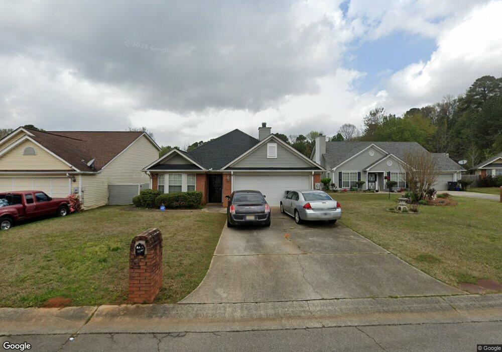 1724 Lake Park Cir, Center Point, AL 35215 - photo 1