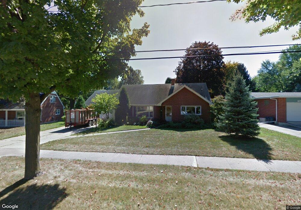 421 Trinklein St, Frankenmuth, MI 48734 - photo 1