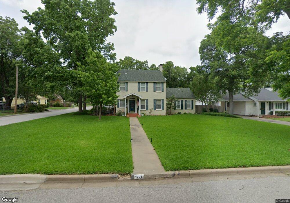 1721 3rd Ave SW, Ardmore, OK 73401 - photo 1