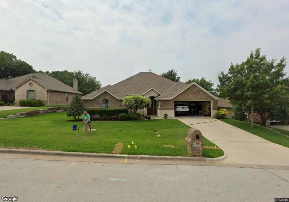 1309 Rodden Dr, Decatur, TX 76234 - photo 1