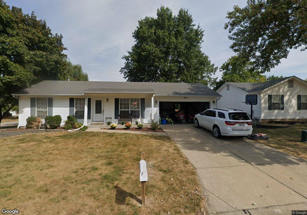 1369 Osage Meadows Dr, O Fallon, MO 63366 - photo 1