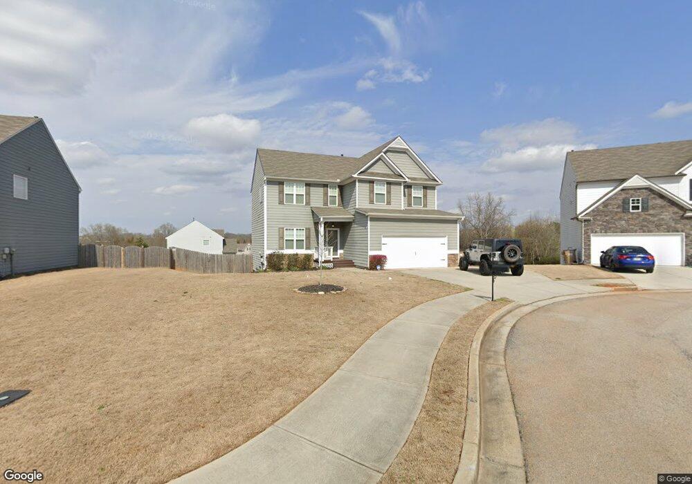 1215 Betsy Ross Ln unit B2, Hoschton, GA 30548 - photo 1