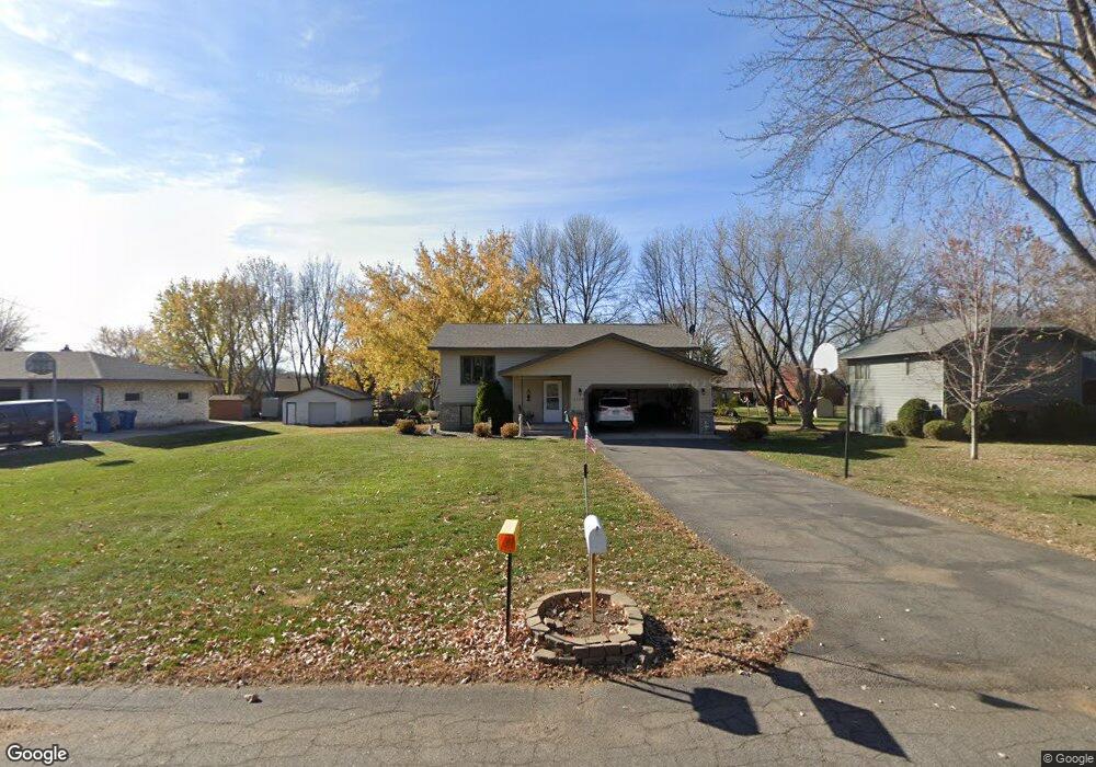 2009 Oak Dr, Sauk Rapids, MN 56379 - photo 1