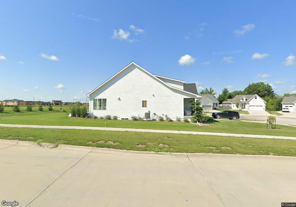 9102 S 91st Ct, West Des Moines, IA 50266 - photo 1