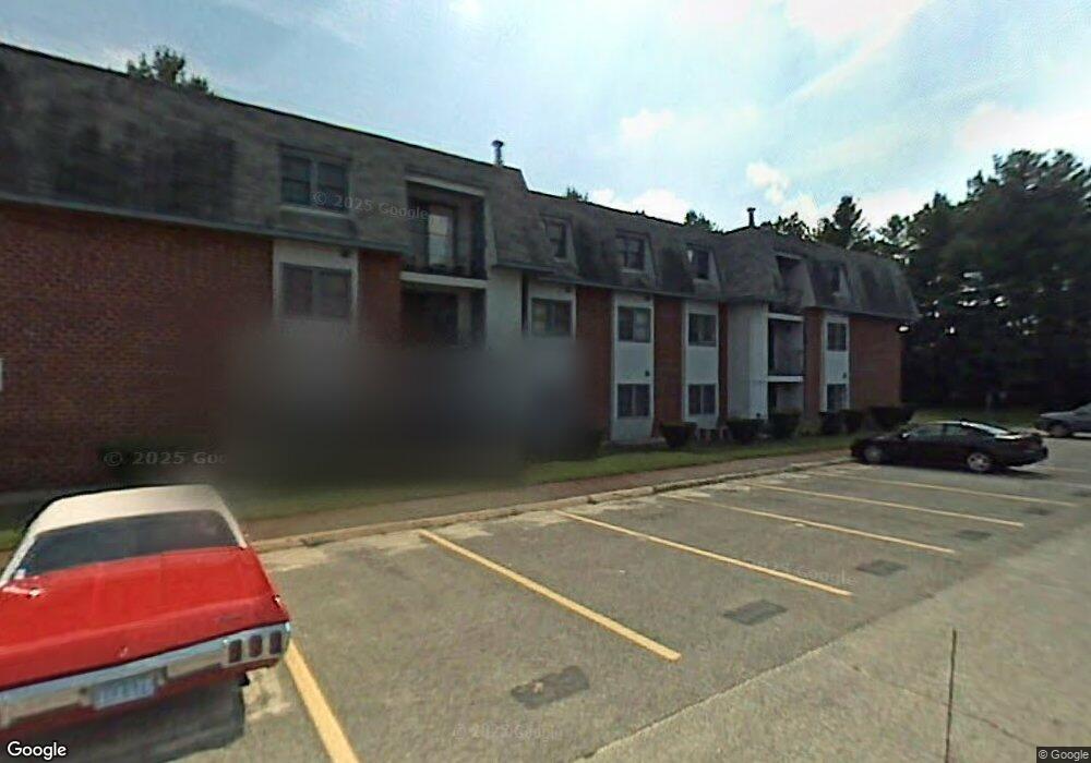 4 Roedean Dr unit UB204, Nashua, NH 03063 - photo 1