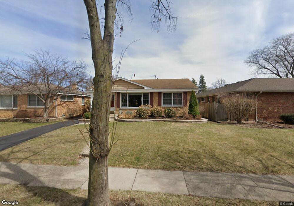 715 S Fairview Ave, Elmhurst, IL 60126 - photo 1