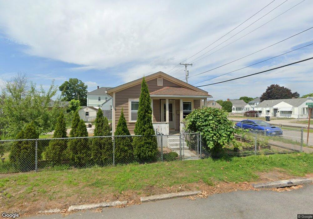 170 Windsor Rd, Pawtucket, RI 02861 - photo 1