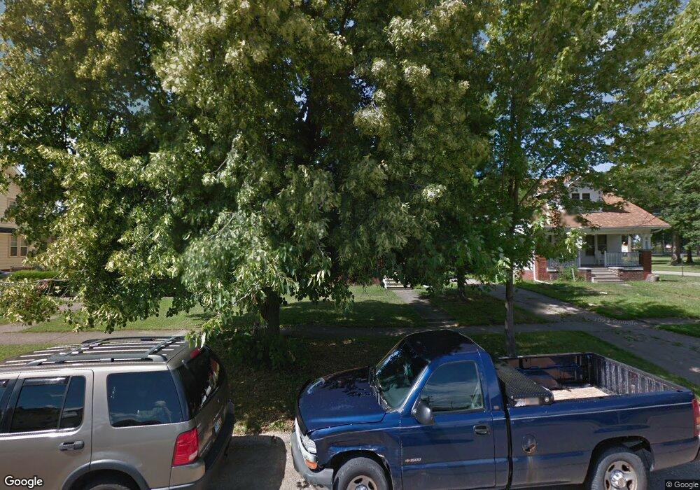 1977 E 34th St, Lorain, OH 44055 - photo 1