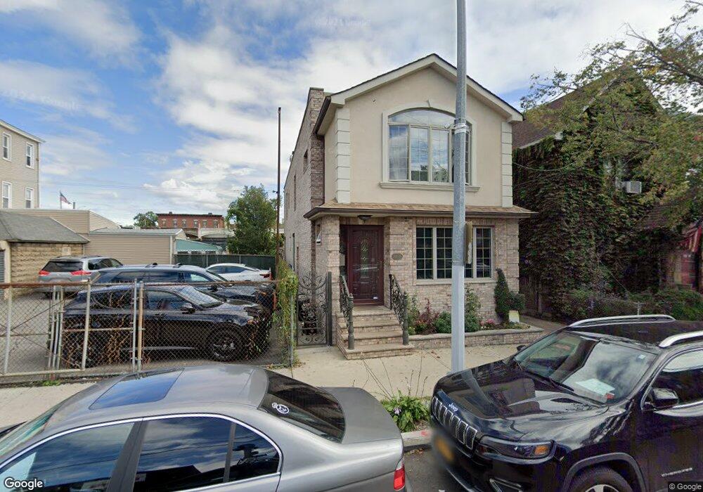10113 98th St unit 2nd Fl, Ozone Park, NY 11416 - photo 1