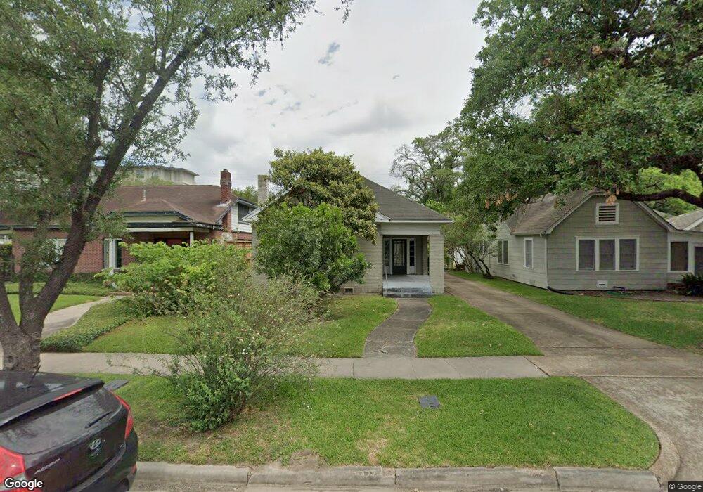 1628 W Main St, Houston, TX 77006 - photo 1