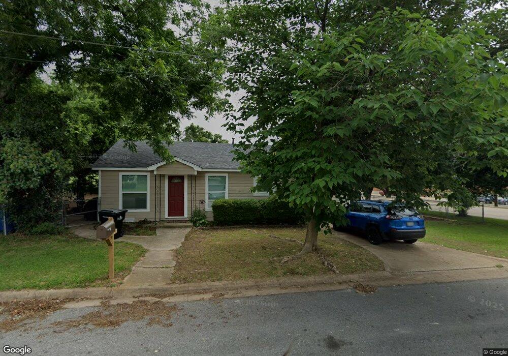 530 W Burrell St, Denison, TX 75020 - photo 1