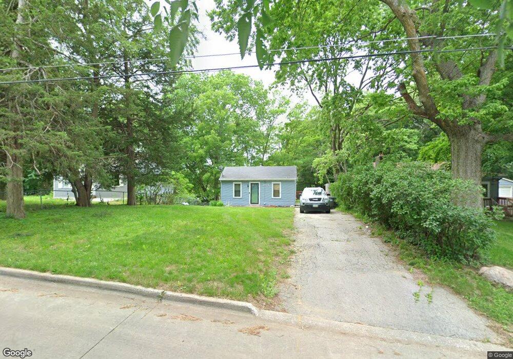 1422 E 36th St, Des Moines, IA 50317 - photo 1