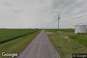 7960 N Meridian Ave, Latham, IL 62543