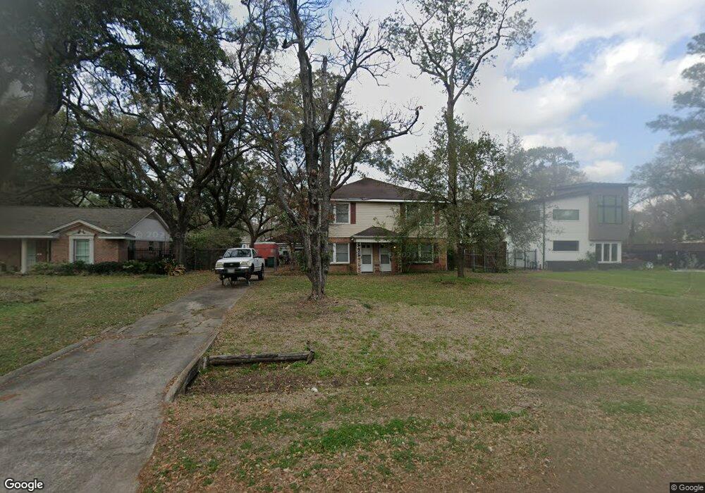 814 W 30th St, Houston, TX 77018 - photo 1