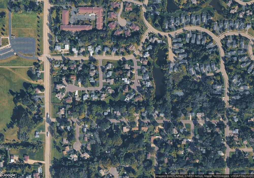 6960 Meadow Ct, Hugo, MN 55038 - photo 1