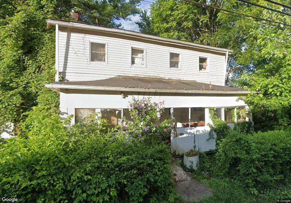 1424 Seneca Place NE, Canton, OH 44704 - photo 1