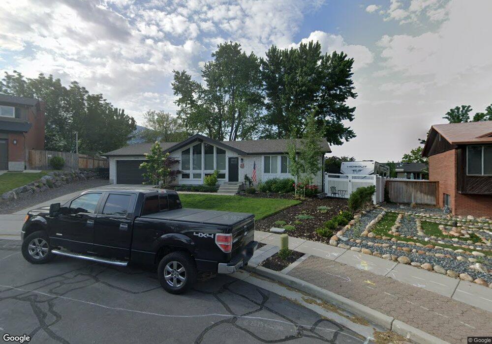 1574 Crest Cir, Sandy, UT 84093 - photo 1