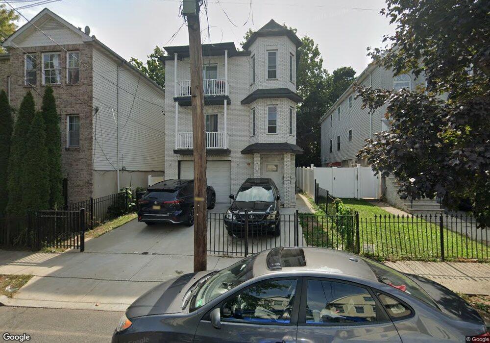 58 Tillinghast St unit 2, Newark, NJ 07108 - photo 1