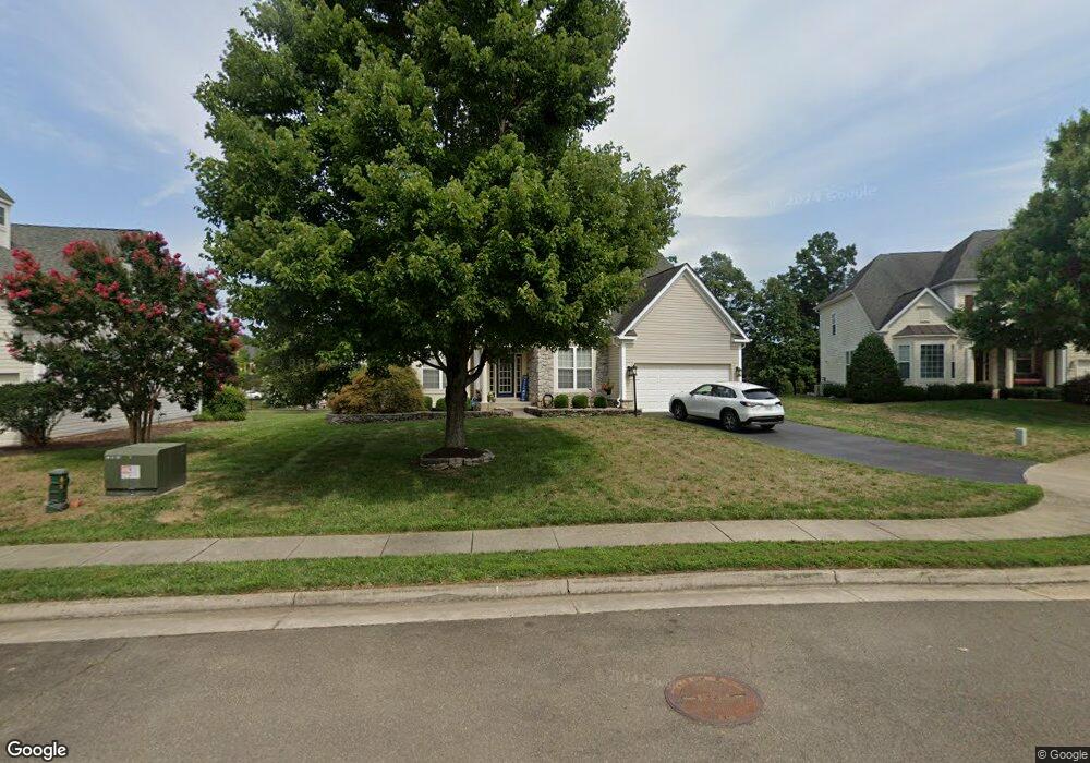 7138 Hills Ln, Warrenton, VA 20187 - photo 1