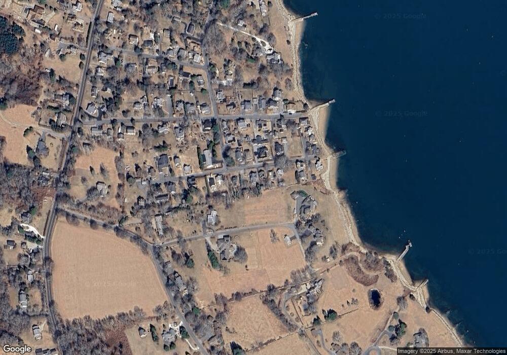 16 Bayview Ave, South Dartmouth, MA 02748 - photo 1