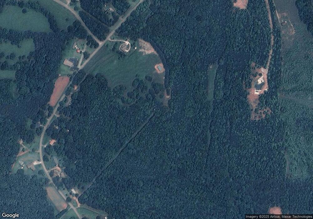 1112 Clem Lowell Rd, Carrollton, GA 30116 - photo 1