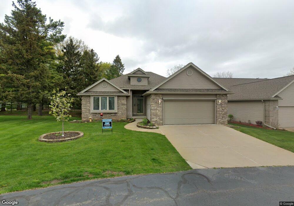 426 White Pine Blvd, Lansing, MI 48917 - photo 1