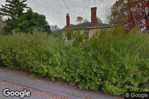 11 Chestnut St, Hallowell, ME 04347