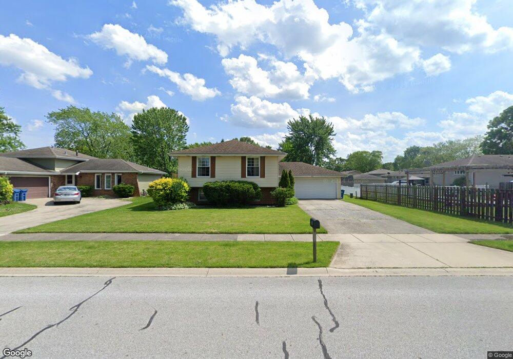 40 Heritage Dr, Dyer, IN 46311 - photo 1