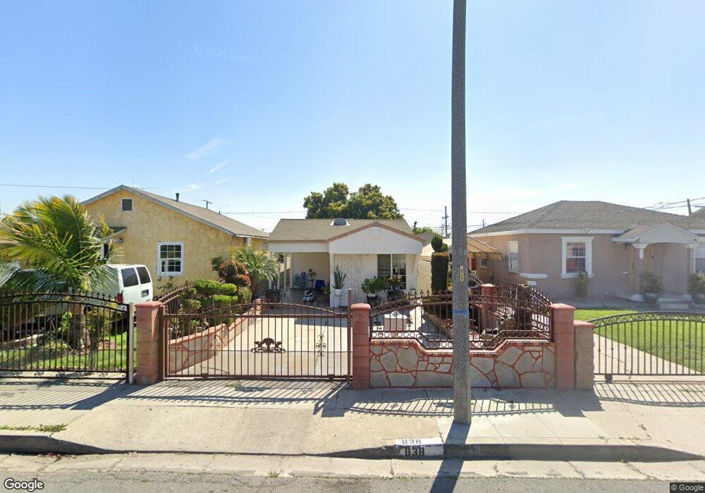 838 W Maple St, Compton, CA 90220 - photo 1