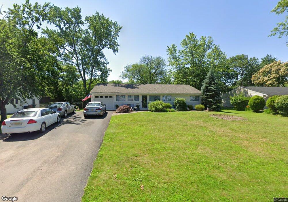 14 Joline Rd, Kendall Park, NJ 08824 - photo 1