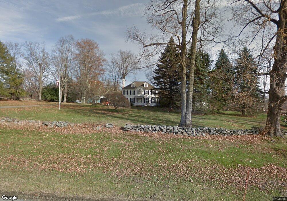 290 Maple St, Litchfield, CT 06759 - photo 1