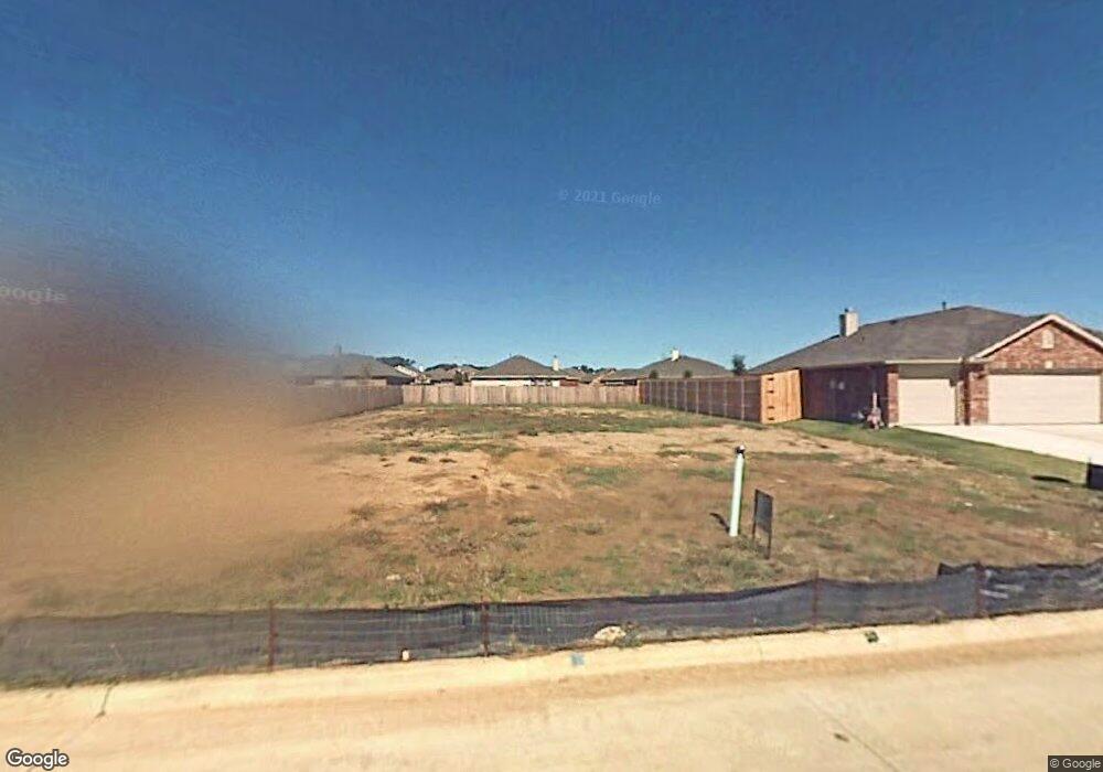 2001 Fairmount Park Dr, Denton, TX 76210 - photo 1