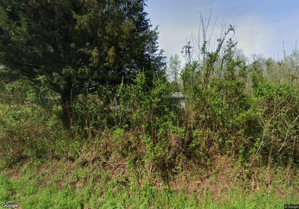 3029 Vale Rd, Mansfield, TN 38236 - photo 1