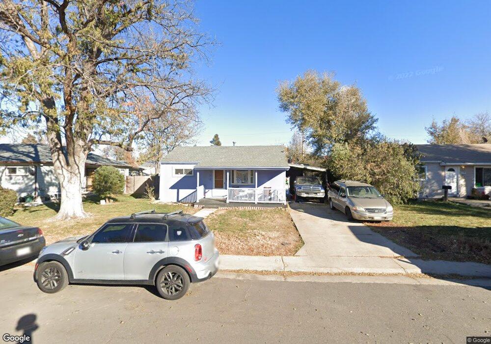 766 Ironton St, Aurora, CO 80010 - photo 1