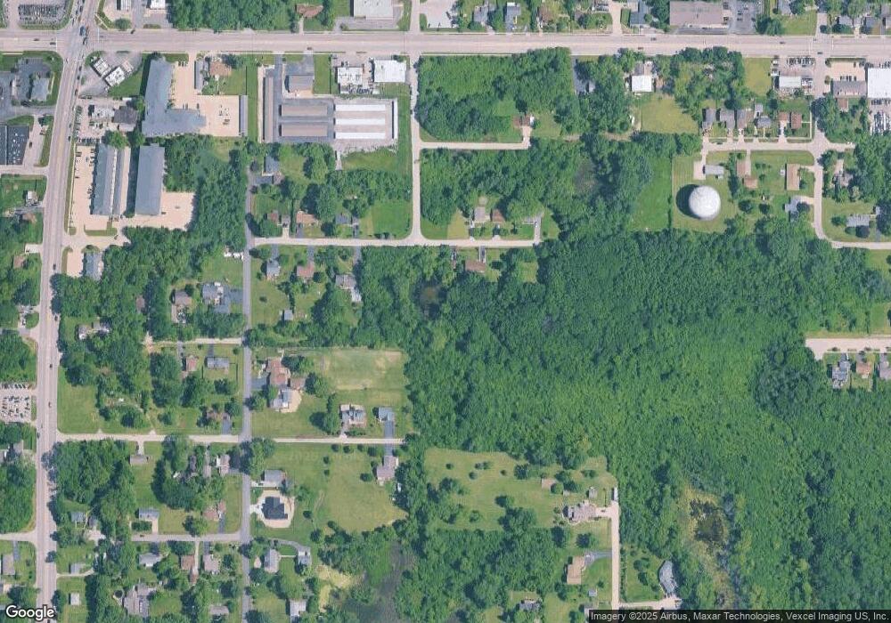 36337 N Adelphi Ave, Waukegan, IL 60087 - photo 1