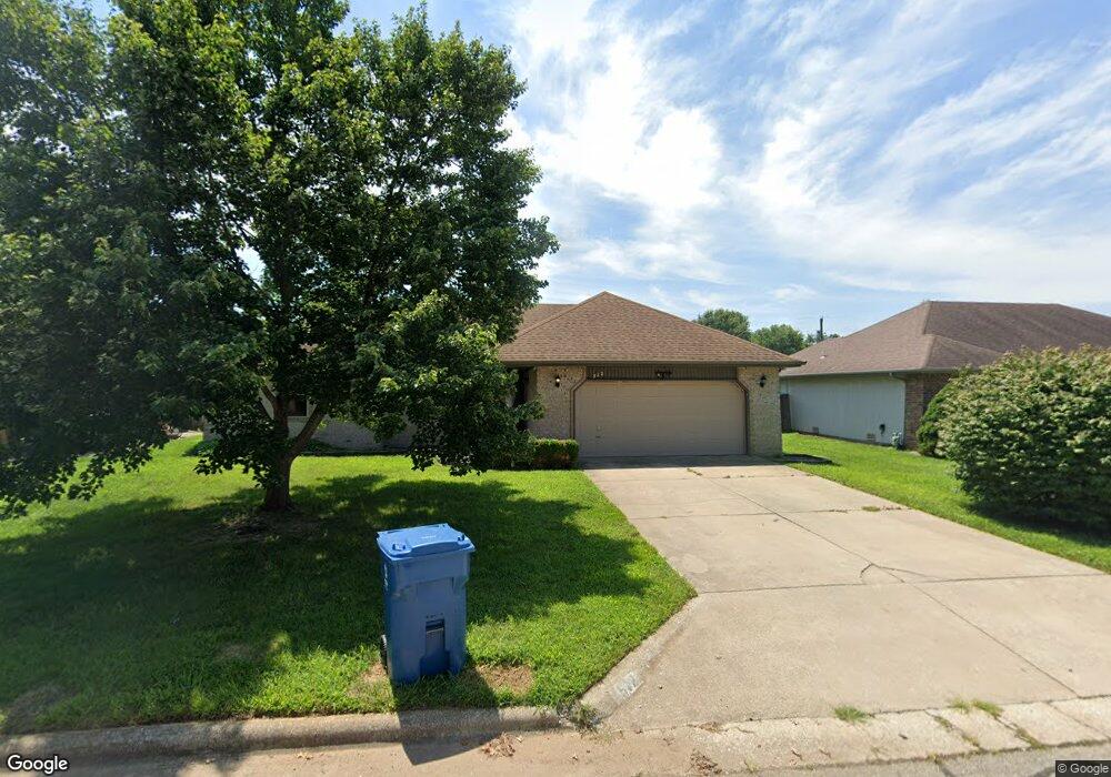 512 E Ozark Jubilee Dr, Nixa, MO 65714 - photo 1