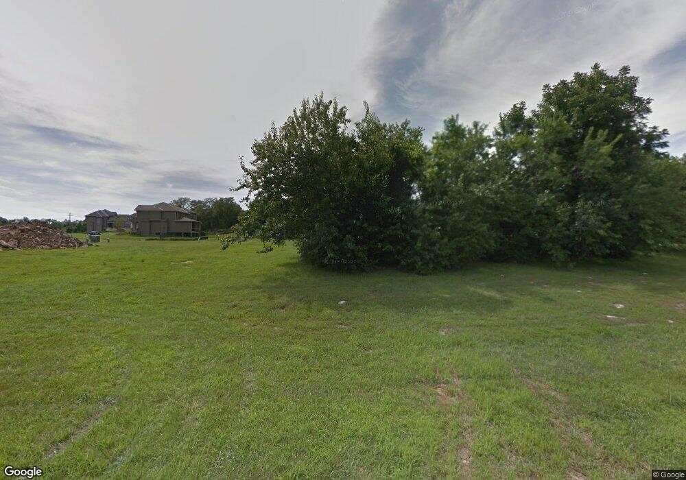 7012 Meadowlark Ln, Shawnee, KS 66226 - photo 1