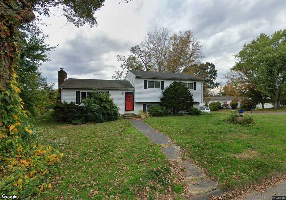 772 Oronoke Rd, Waterbury, CT 06708 - photo 1