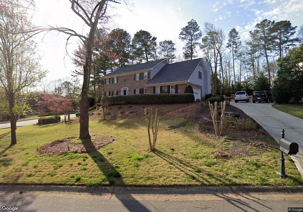 200 N Talbot Ct, Roswell, GA 30076 - photo 1
