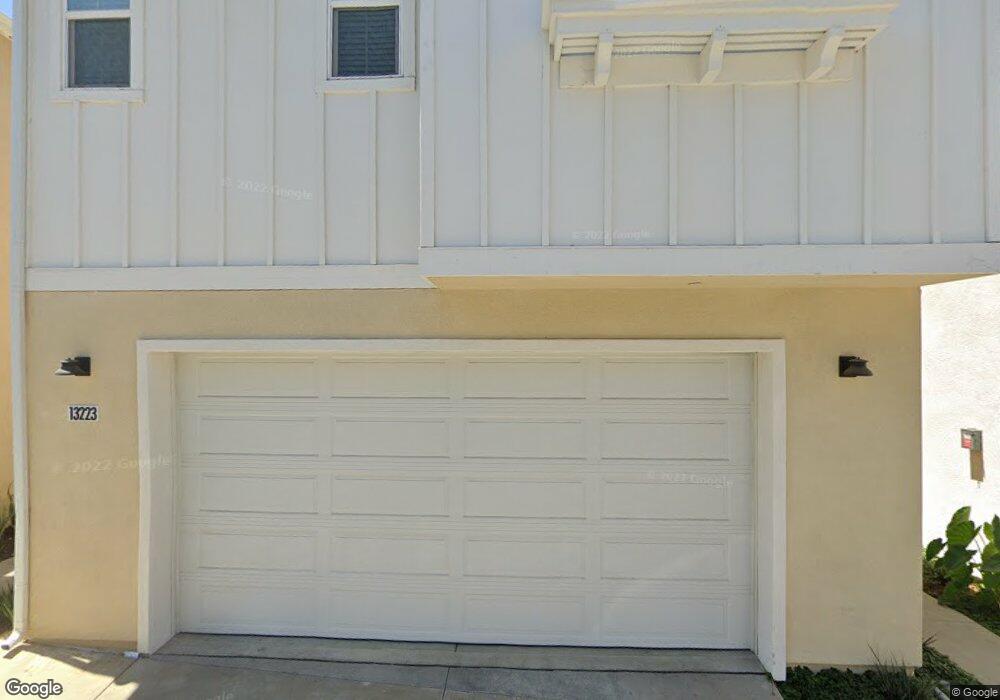 13223 N Lost Trail Dr, Sylmar, CA 91342 - photo 1