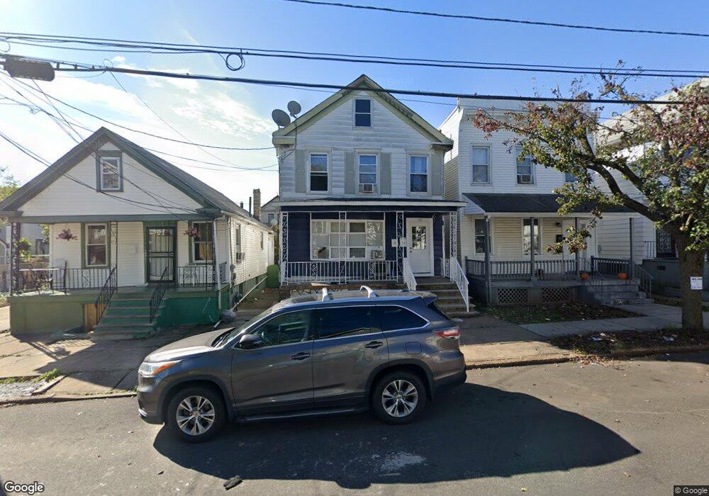 136 Baldwin St, New Brunswick, NJ 08901 - photo 1