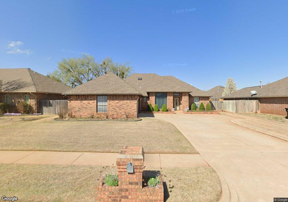1809 E Main St, Moore, OK 73160 - photo 1