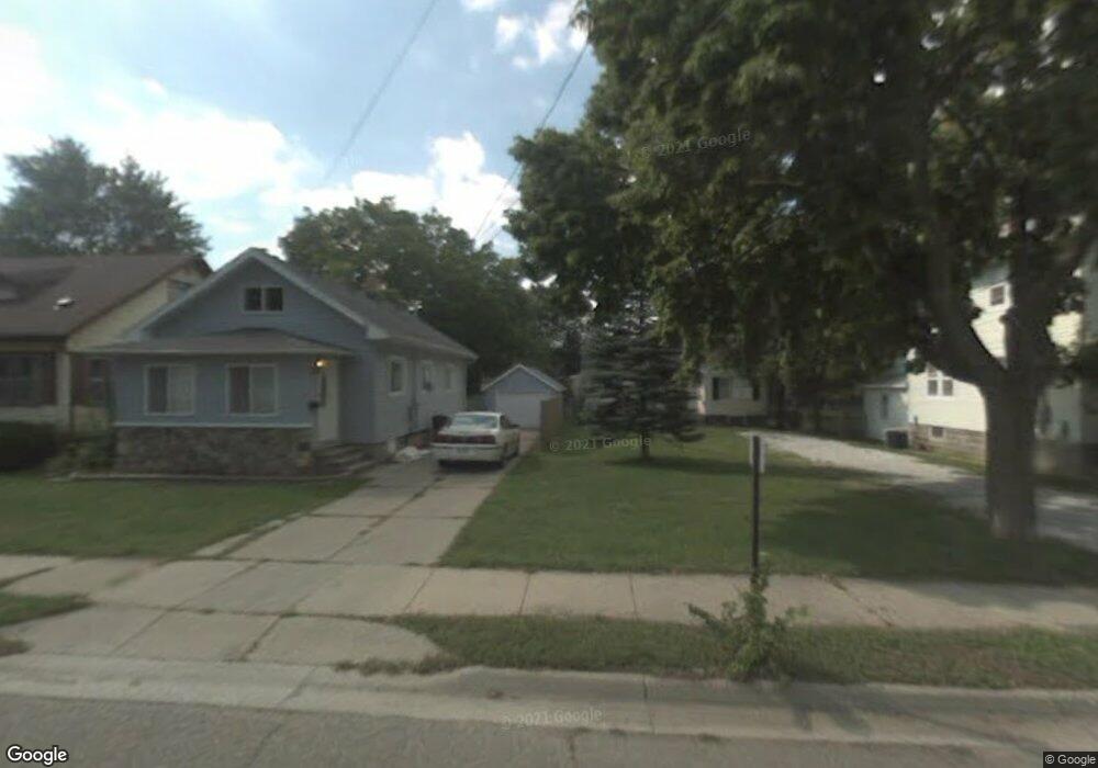 2106 Lyons Ave, Lansing, MI 48910 - photo 1
