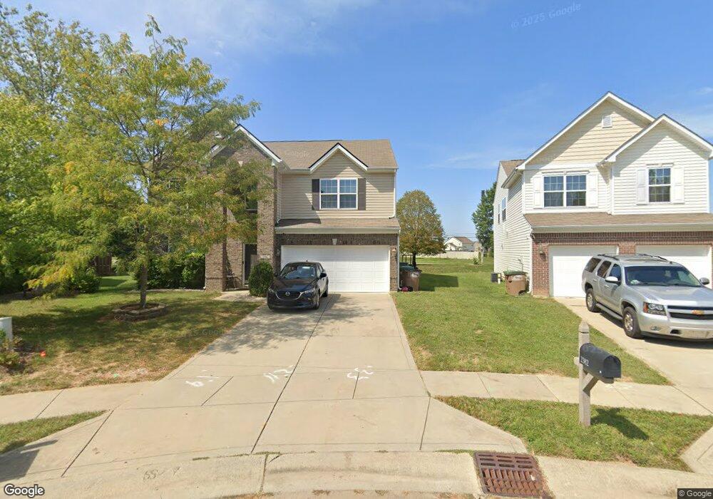 2528 Shadow Ct, Columbus, IN 47201 - photo 1